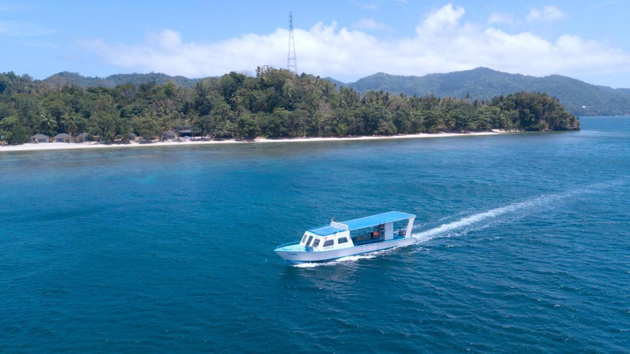 White Sands Beach Resort Lembeh Bitung Extérieur photo